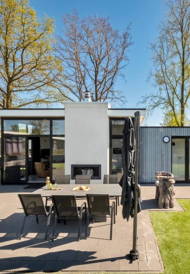 Cube Exclusive Plus mit Meerblick am Strand im EuroParcs Bad Hoophuizen Hulshorst Exterior foto